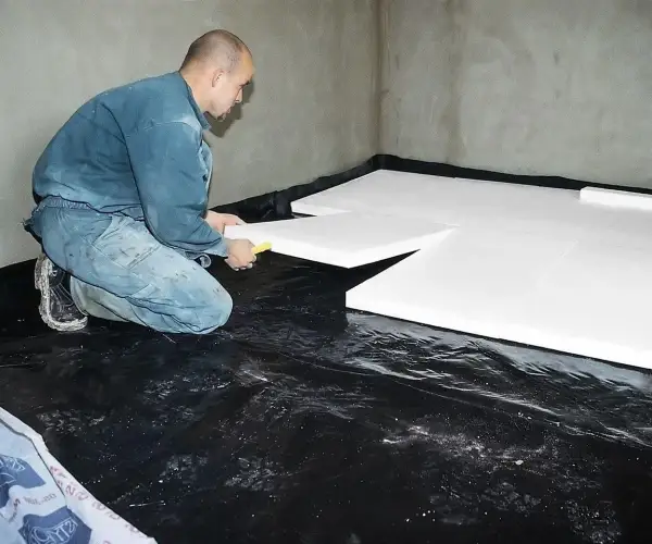 Jaki styropian na posadzki? Wybierz mądrze i oszczędzaj!